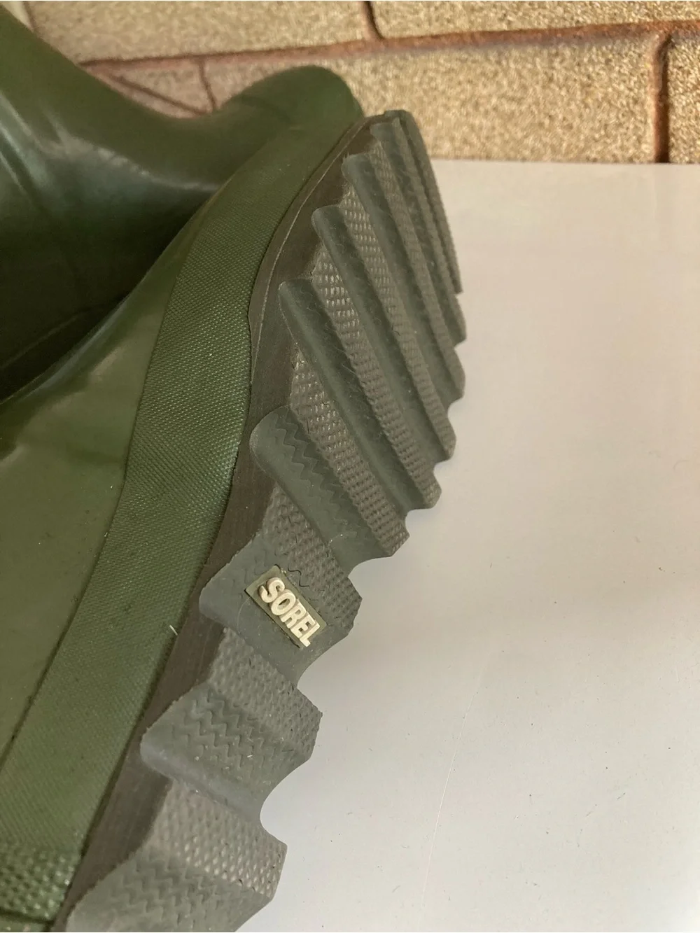 Sorel Olive Green Wedge Rain Boots